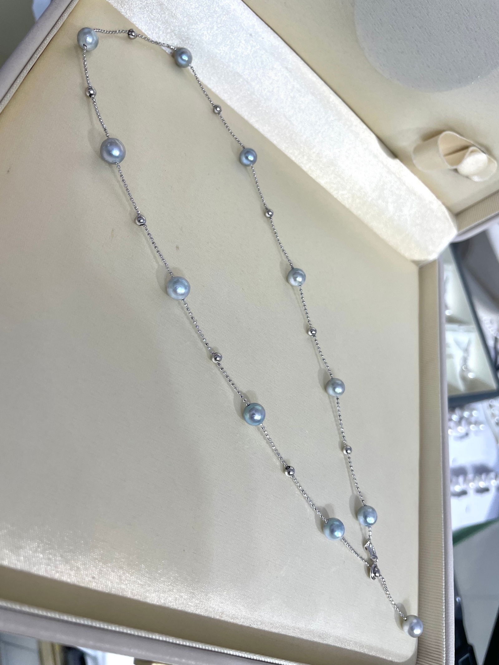 S925 Sterling Silver Pearl Necklace with a Gemstone Sheen - 4