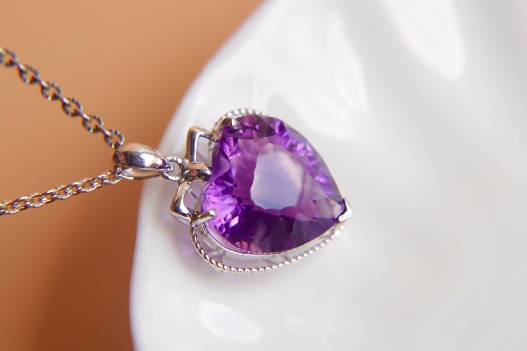 18K Gold Amethyst Pendant - 3