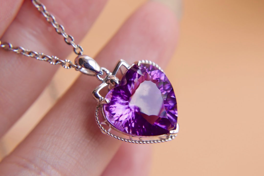 18K Gold Amethyst Pendant - 5