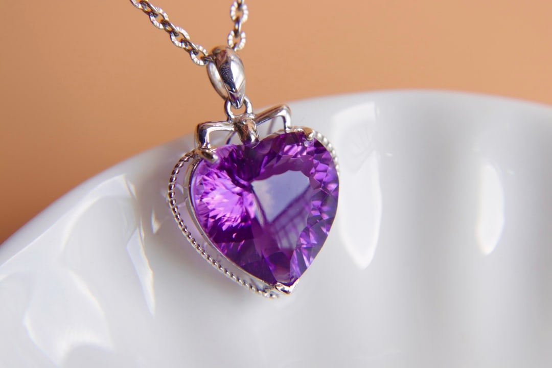 18K Gold Amethyst Pendant - 6