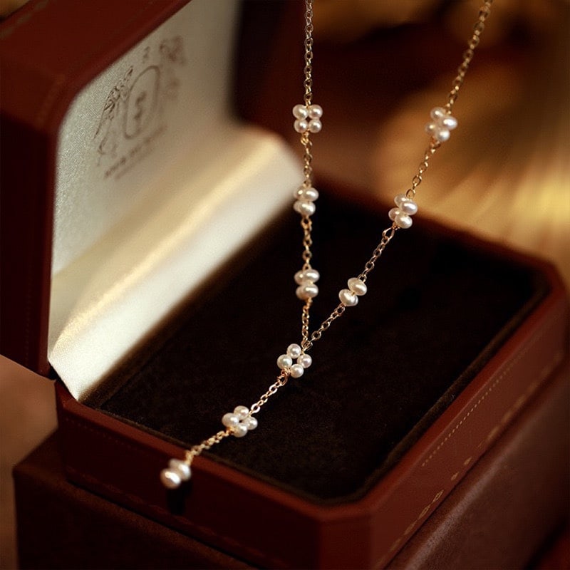 Plum Blossom Four Seasons Freshwater Pearl Clavicle Necklace - 3