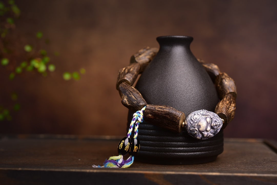 Agarwood bracelet - 6