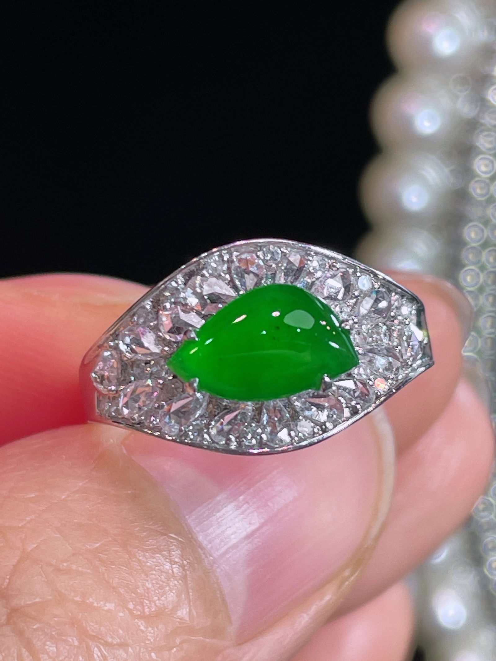 18k full green jadeite freeform ring (1 of 5)