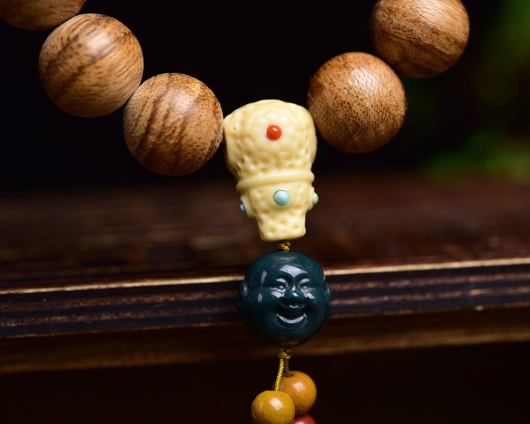 Agarwood bracelet - 3