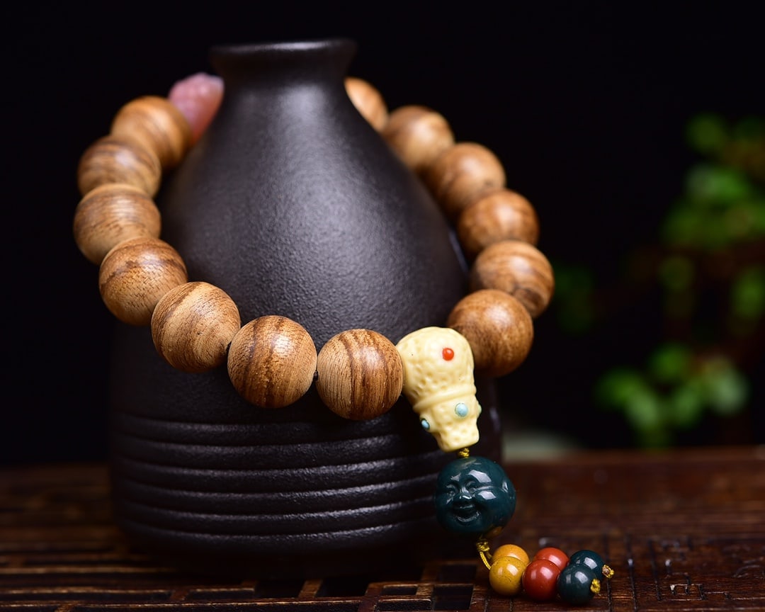 Agarwood bracelet - 6