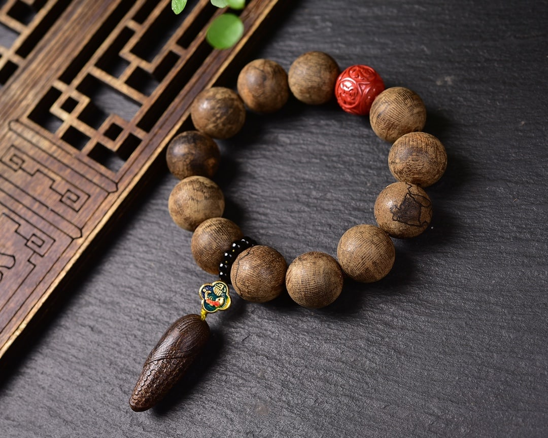 Agarwood bracelet - 5