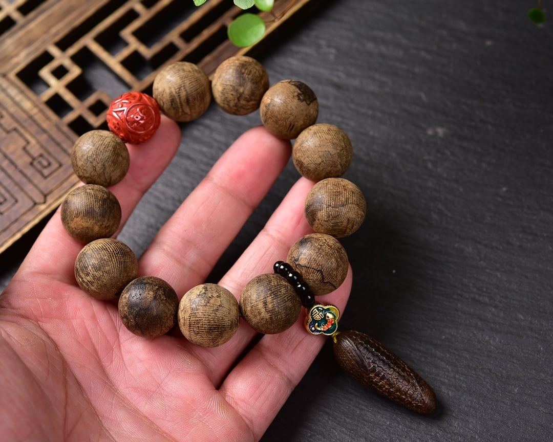 Agarwood bracelet - 6