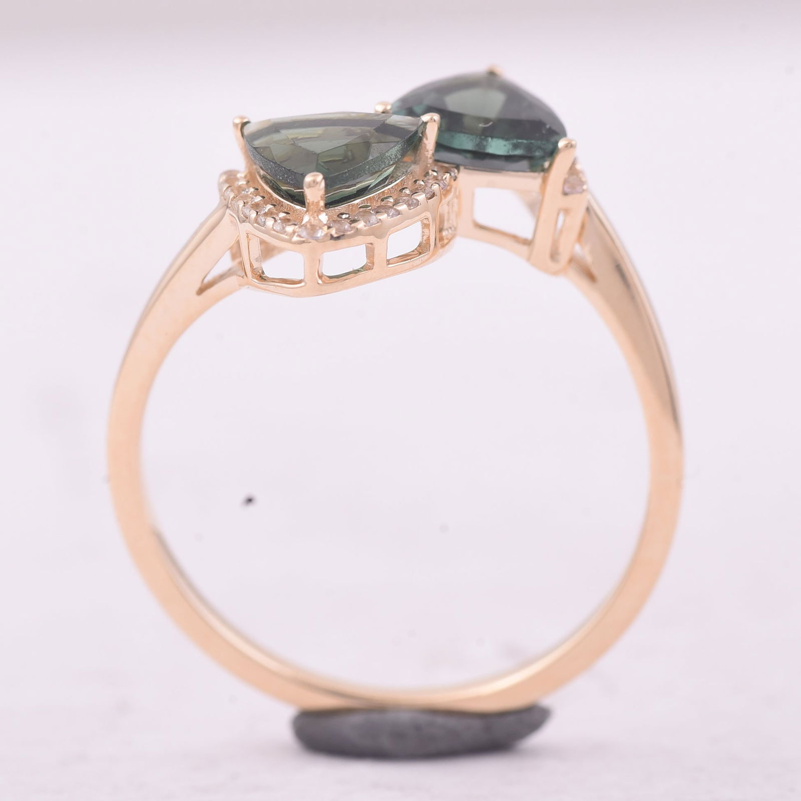 1.55 Ct Trillion Tourmaline 9K Gold Ring - 4