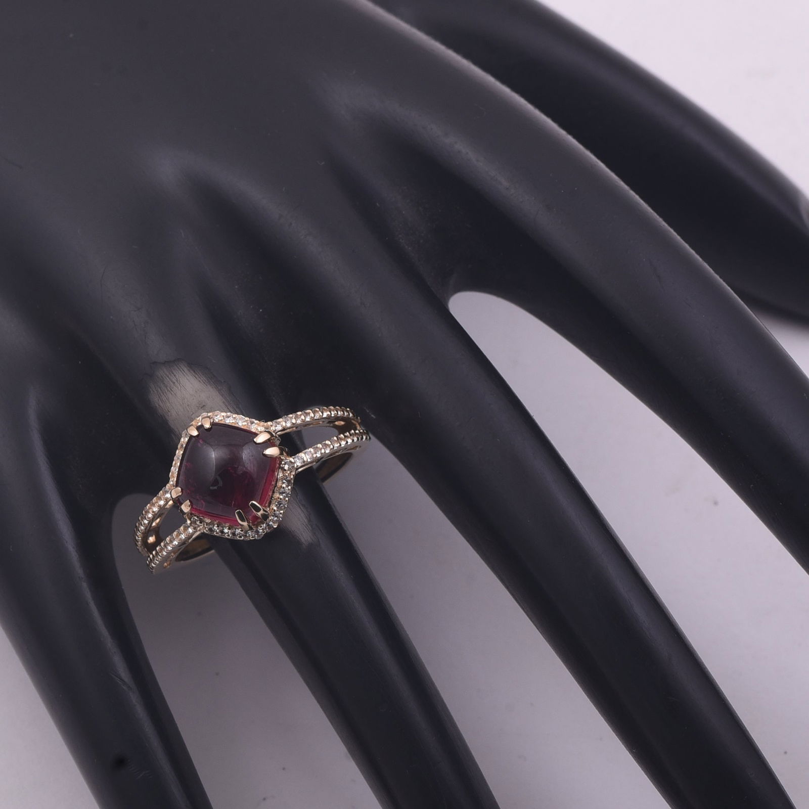 3.14 Ct Cushion Tourmaline 9K Gold Ring - 2