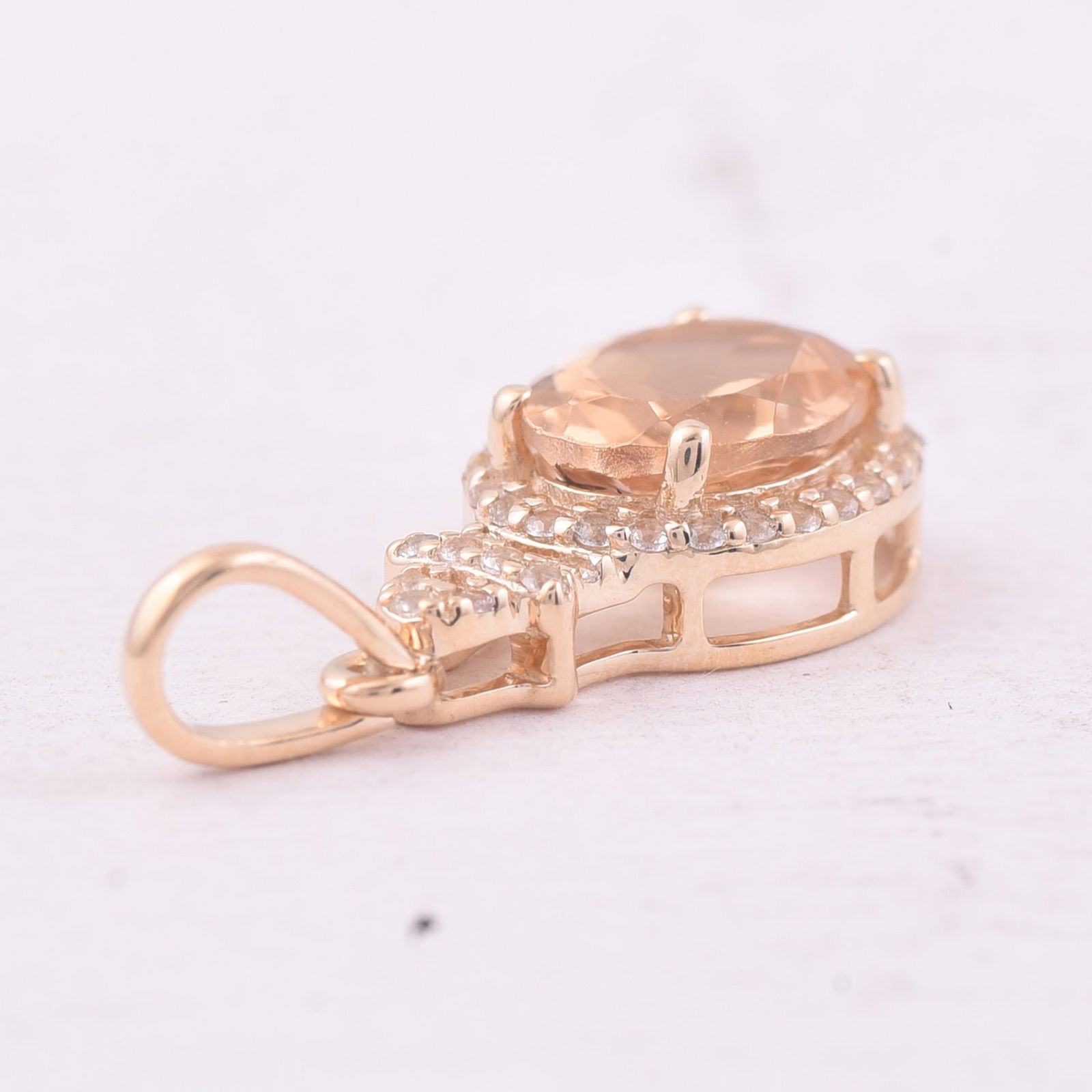 1.37 Ct Oval Tourmaline 9K Gold Pendant - 4