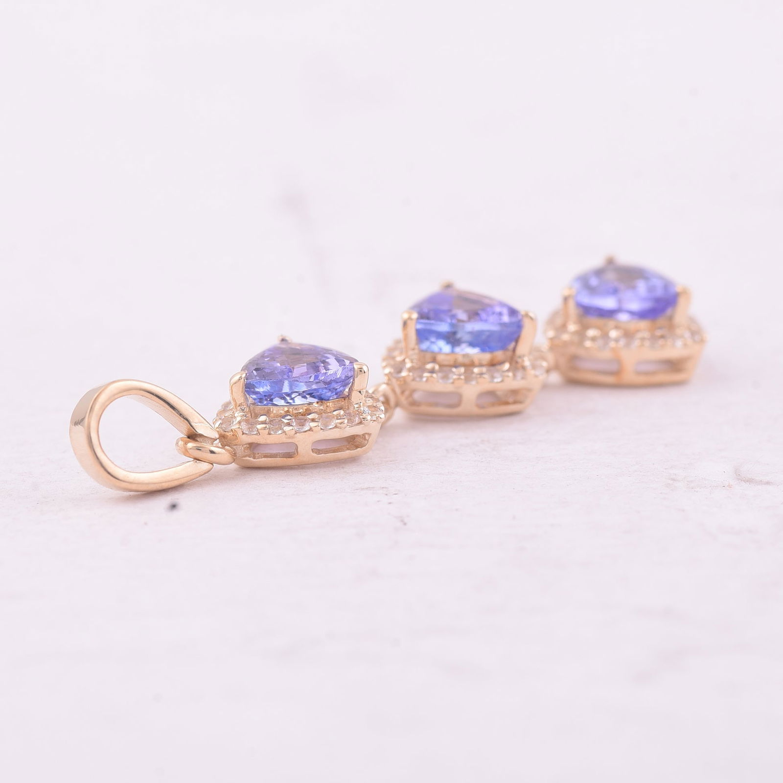 1.59 Ct Trillion Tanzanite 9K Gold Pendant - 4