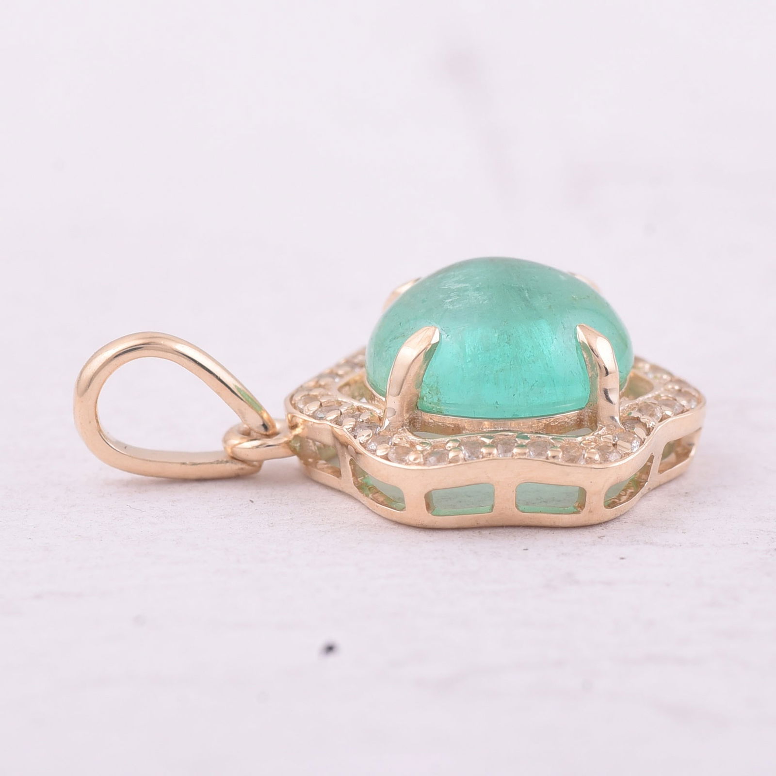 2.00 Ct Round Emerald 9K Gold Pendant - 3