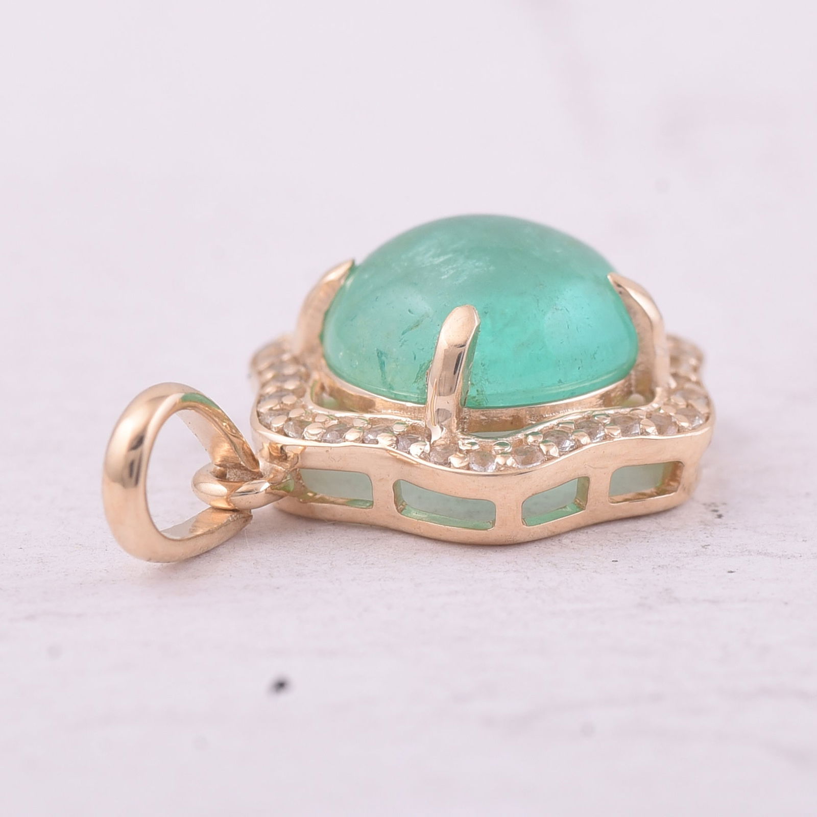 2.00 Ct Round Emerald 9K Gold Pendant - 4