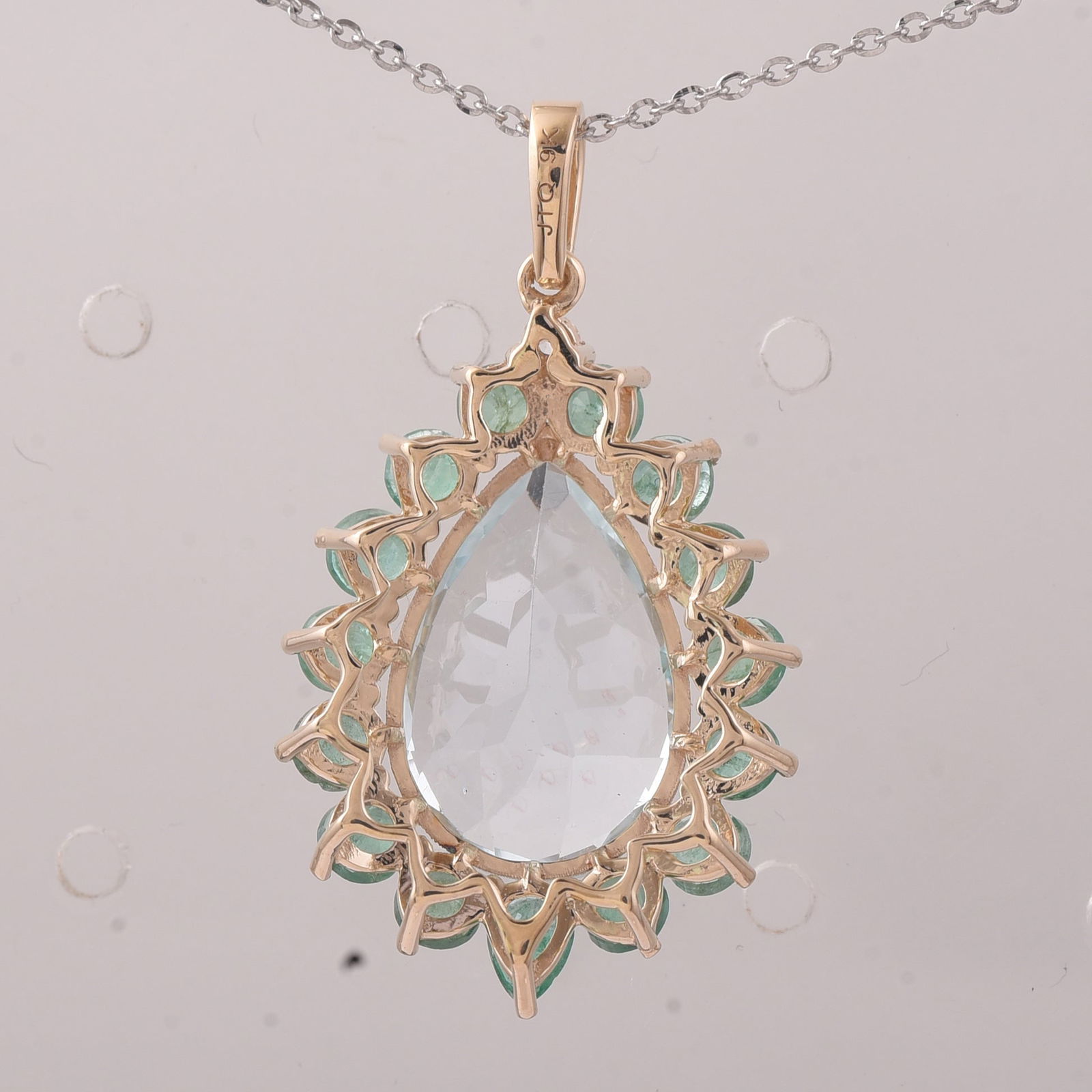 6.79 Ct Pear Aquamarine 9K Gold Pendant - 2