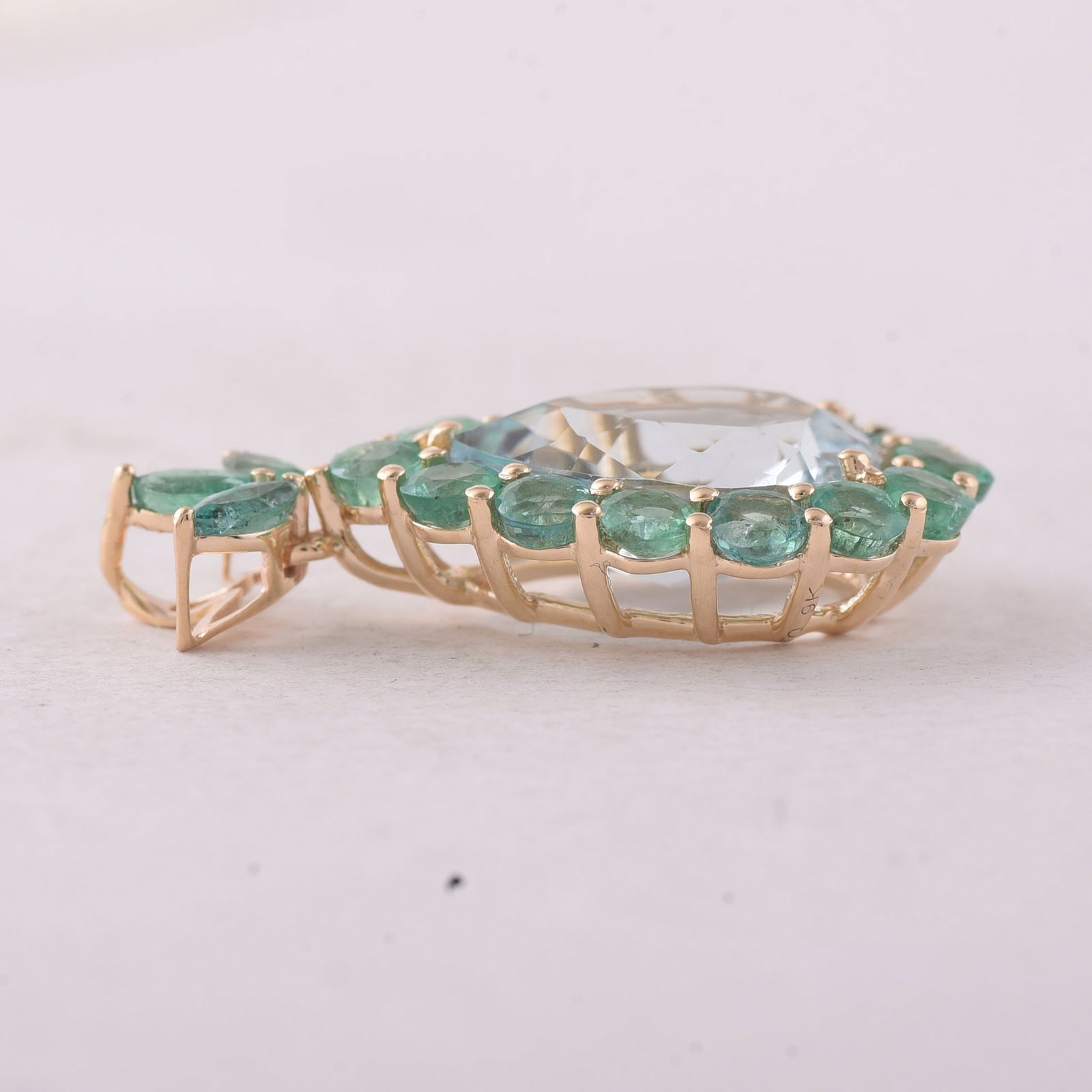 5.10 Ct Pear Aquamarine 9K Gold Pendant - 3