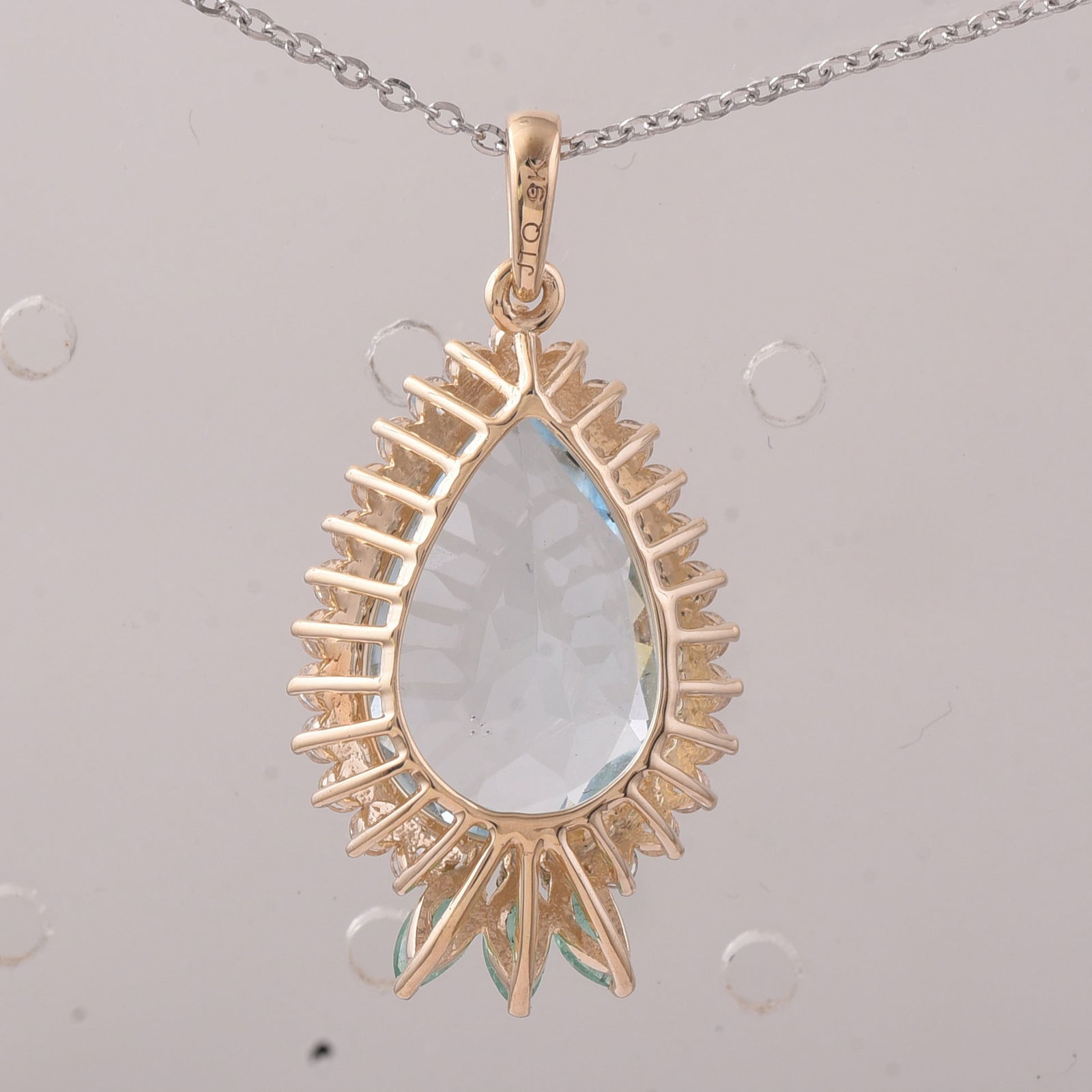 5.09 Ct Pear Aquamarine 9K Gold Pendant - 2