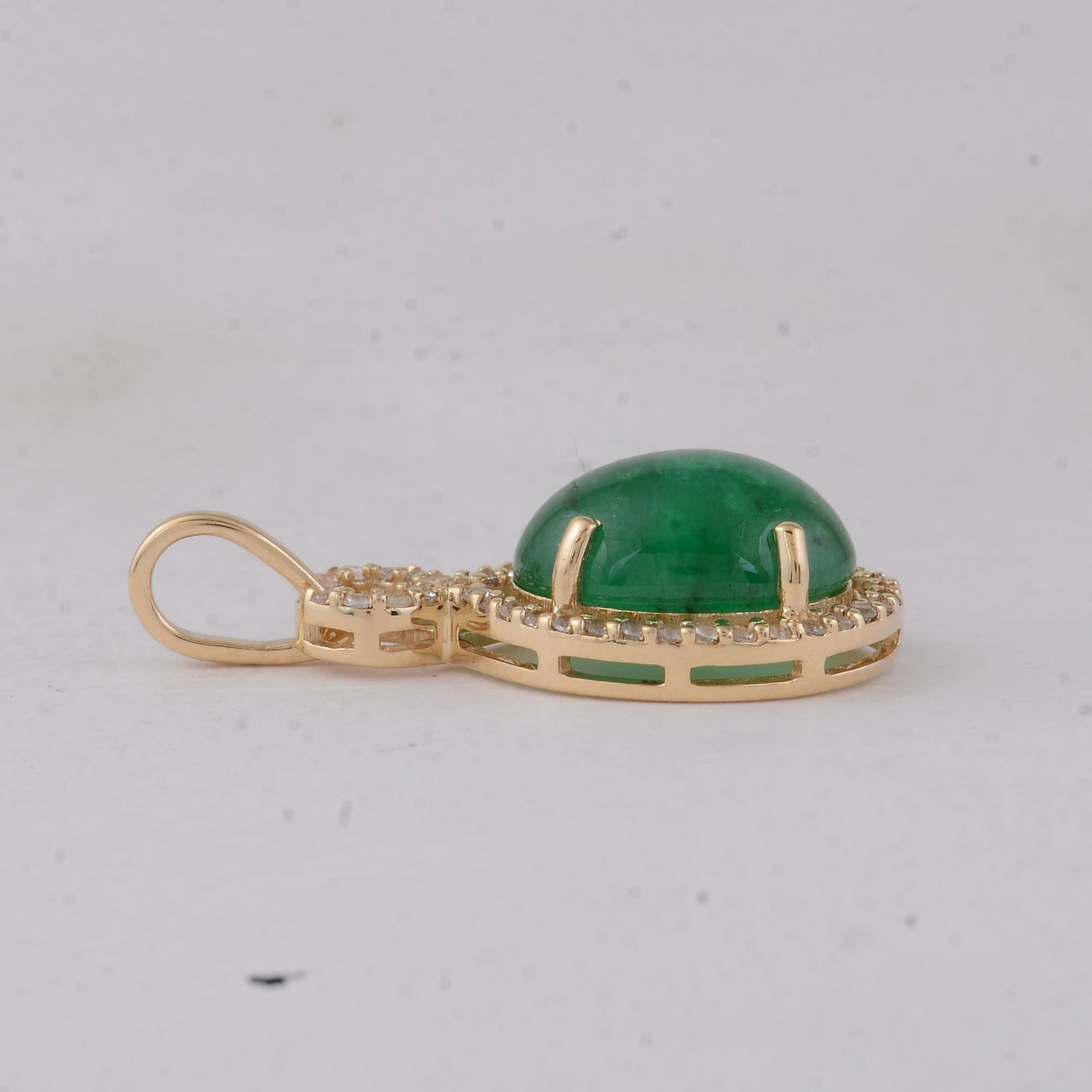 2.95 Ct Oval Emerald 9K Gold Pendant - 3