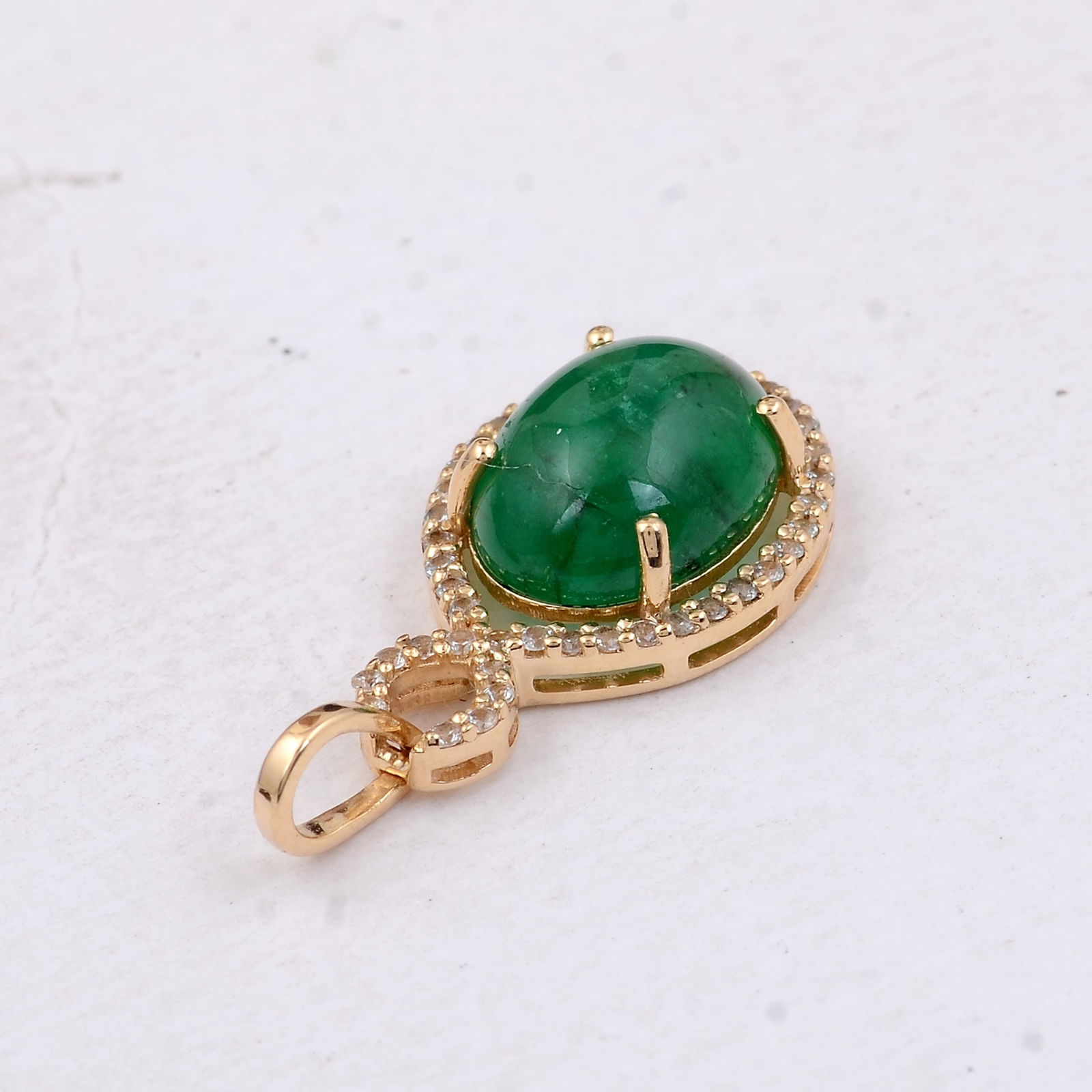 2.95 Ct Oval Emerald 9K Gold Pendant - 4
