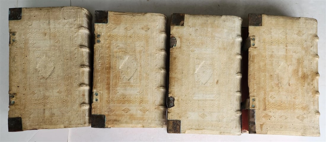 1690 PIGSKIN BOUND 4 FOLIO LAW BOOKS antique by D. D. Emanuelis Gonzalez Tellez - 19