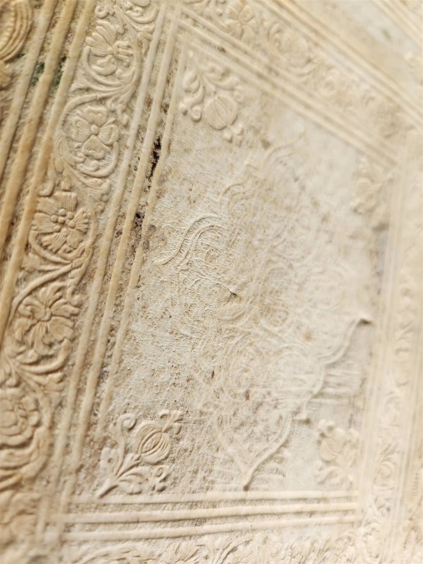 1690 PIGSKIN BOUND 4 FOLIO LAW BOOKS antique by D. D. Emanuelis Gonzalez Tellez - 8