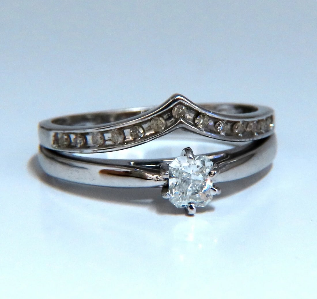 .60ct Natural Cushion Cut Diamond Ring Vintage 18kt (1 of 4)