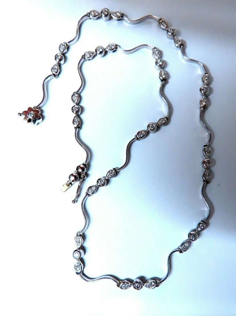 1.90ct Natural Diamonds Eternity Floral Wreath Diamonds Necklace 14kt**: Title: 1.90ct Natural Diamonds Eternity Floral Wreath Diamonds Necklace 14kt** Description: 1.90ct. Natural diamonds floral vine eternity necklace. Rounds & Full cuts H colors Vs-2 clarity. 14kt