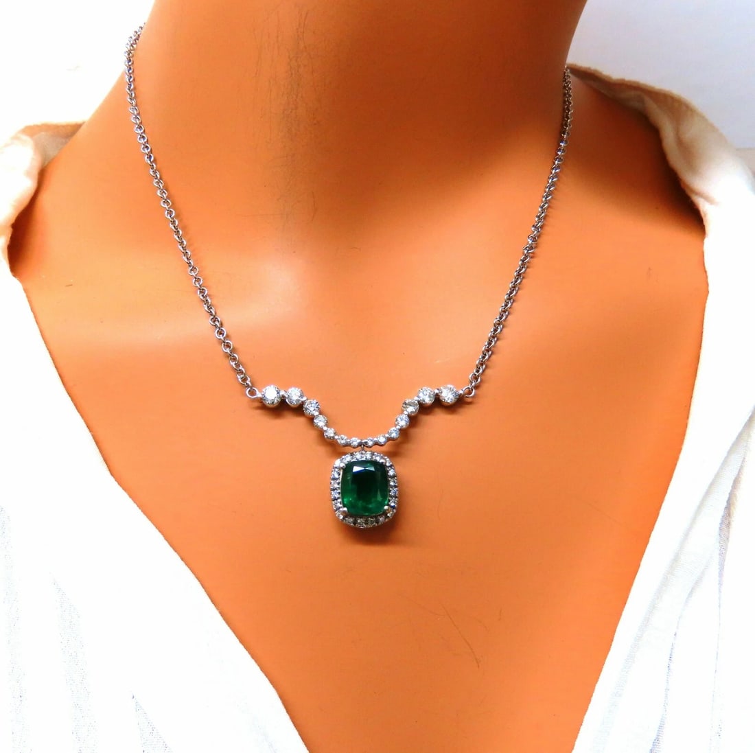 4.04ct Natural Emerald Diamonds Necklace 14kt Dangle ** - 5
