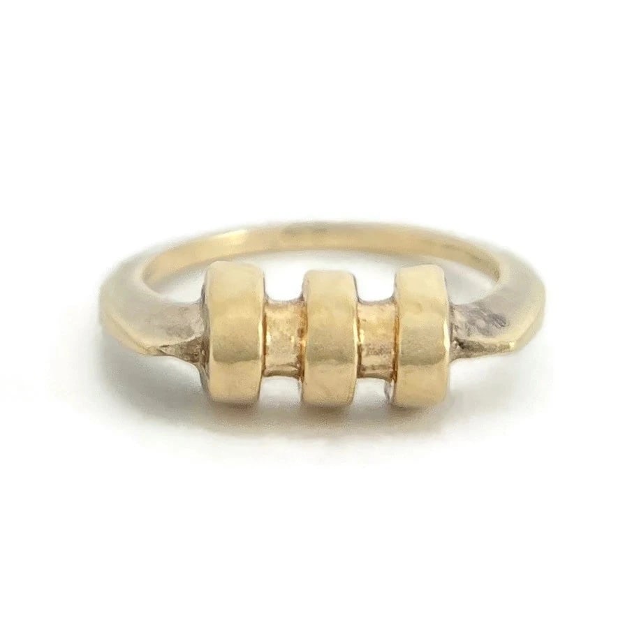 Vintage 1940's Retro Ribbed Gold Ring 14K Gold, 2.77 Grams - 2