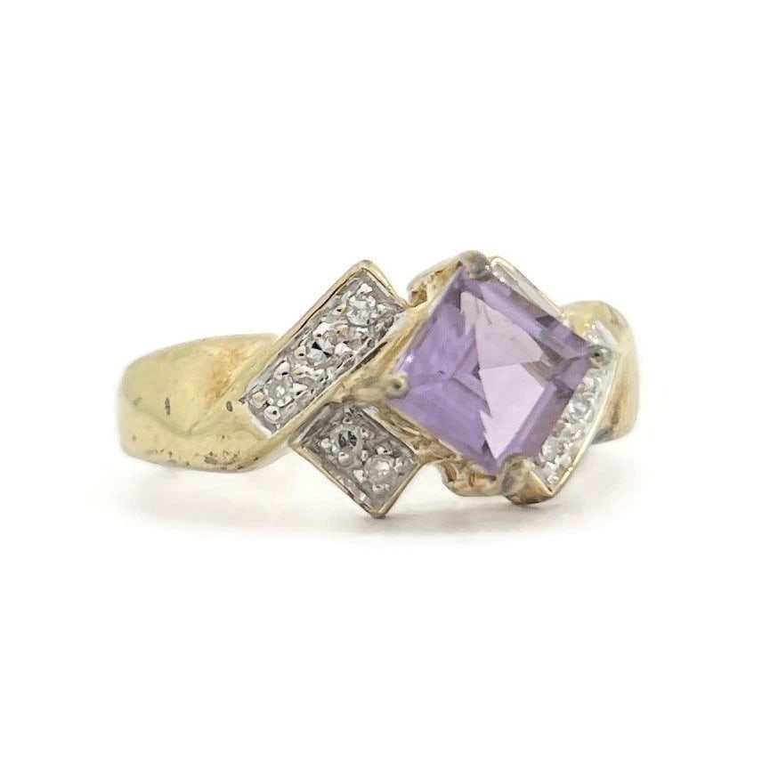 Vintage Purple Amethyst Gemstone Diamond Ring 10K Yellow Gold, 2.65 Grams (1 of 8)