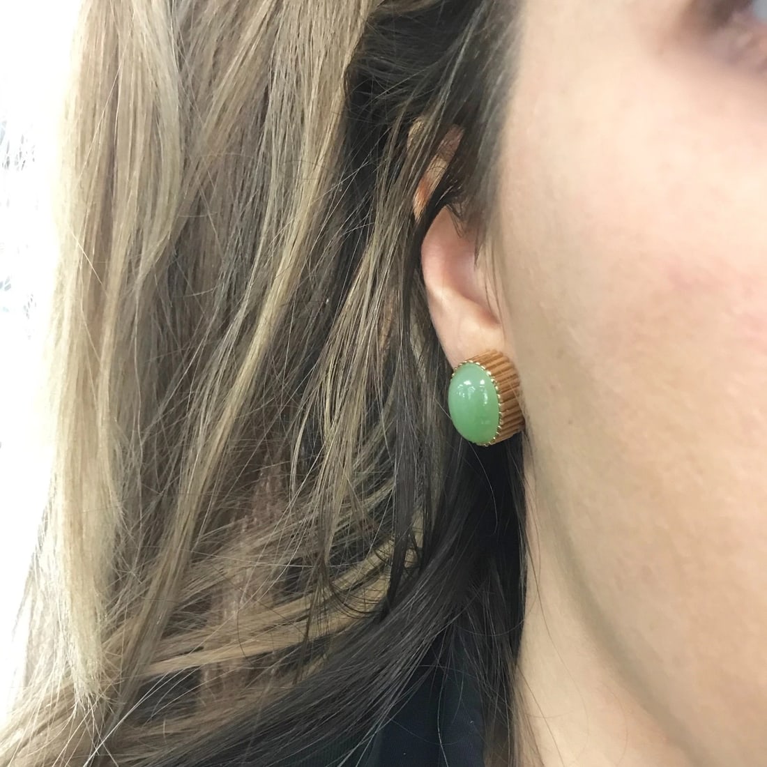 Vintage Oval Green Jade Stud Earrings 14K Yellow Gold Non-Pierced Clip On, 13 Gr - 11