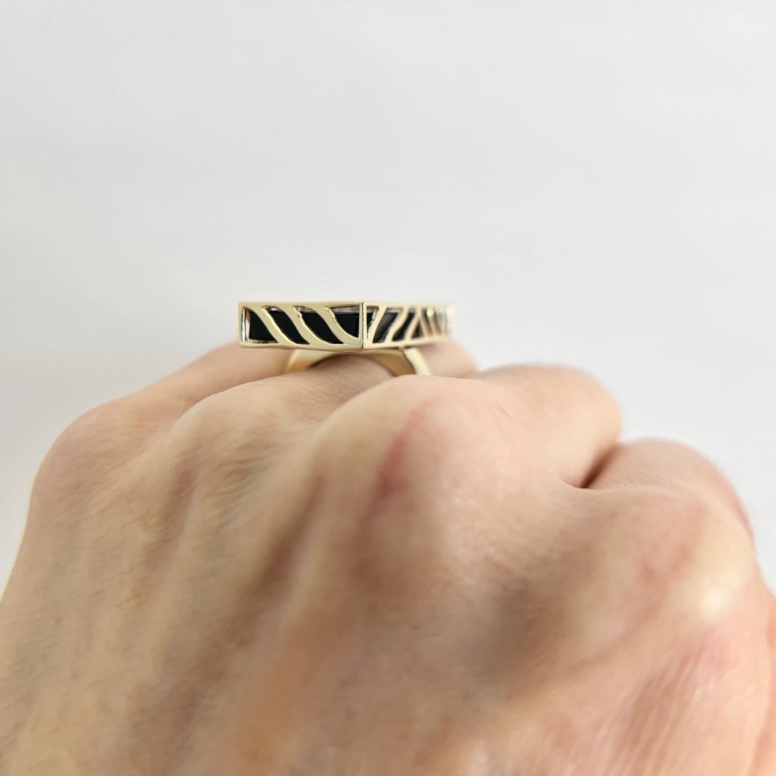 Black Onyx Zebra-Striped Long Rectangle Ring 14K Yellow Gold, 9.12 Grams - 5