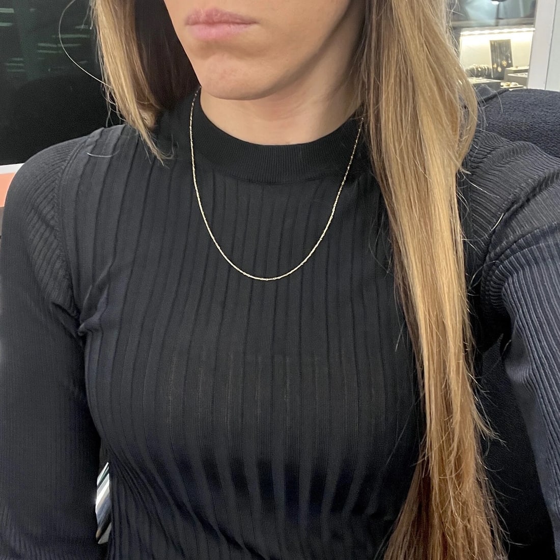 Thin Rounded Barrel Chain Necklace 14K Yellow Gold, 18.5 Inches, 1.1 mm, 3.58 Gr - 3