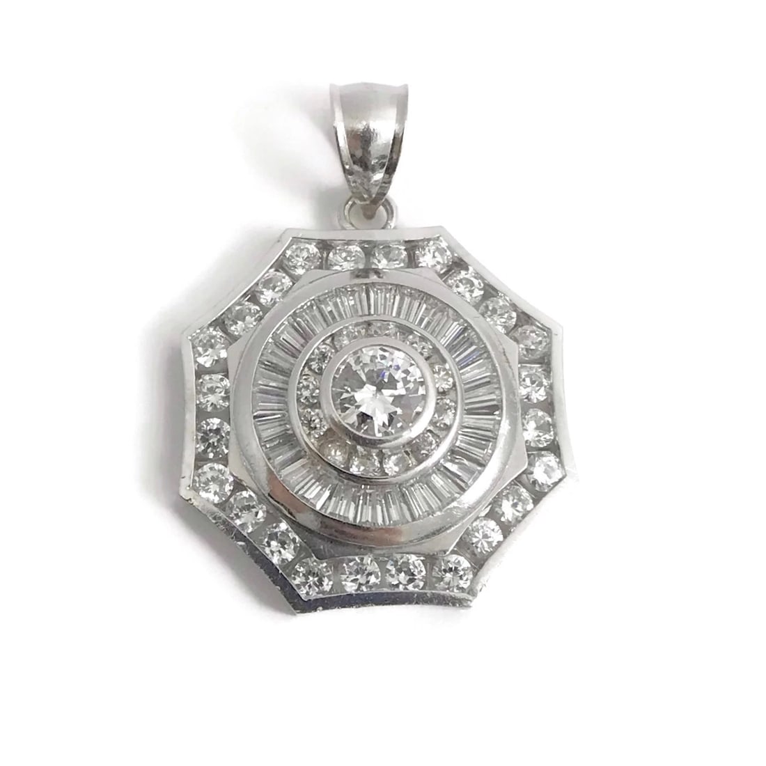 CZ Cubic Zirconia Octagon Cluster Necklace Pendant 14K White Gold 14.24 Grams: Title: CZ Cubic Zirconia Octagon Cluster Necklace Pendant 14K White Gold 14.24 Grams Description: CZ Cubic Zirconia Octagon Cluster Necklace Pendant 14K White Gold 14.24 Grams Make a statement with