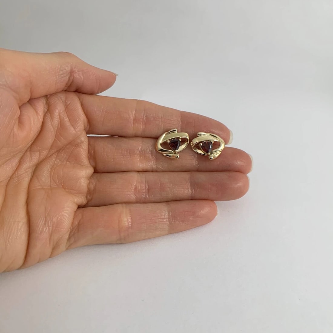 Trillion Red Garnet Gemstone Stud Earrings 9K Yellow Gold, .80 CTW, 2.92 Gr - 2