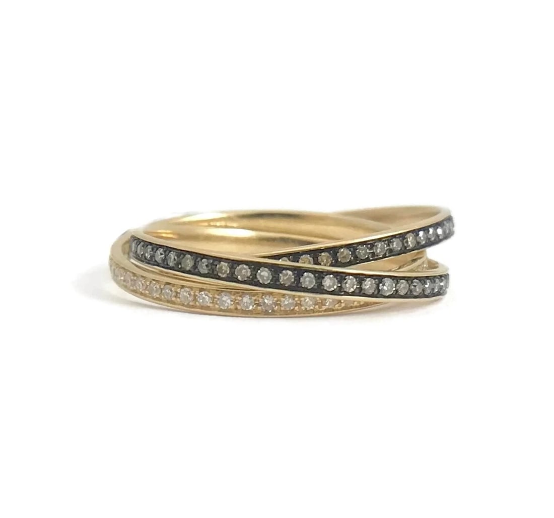Interlocking Diamond Eternity Black Rhodium Rolling Rings 14K Yellow Gold: Title: Interlocking Diamond Eternity Black Rhodium Rolling Rings 14K Yellow Gold Description: Interlocking Diamond Eternity Black Rhodium Rolling Rings 14K Yellow Gold This is an amazing and unique
