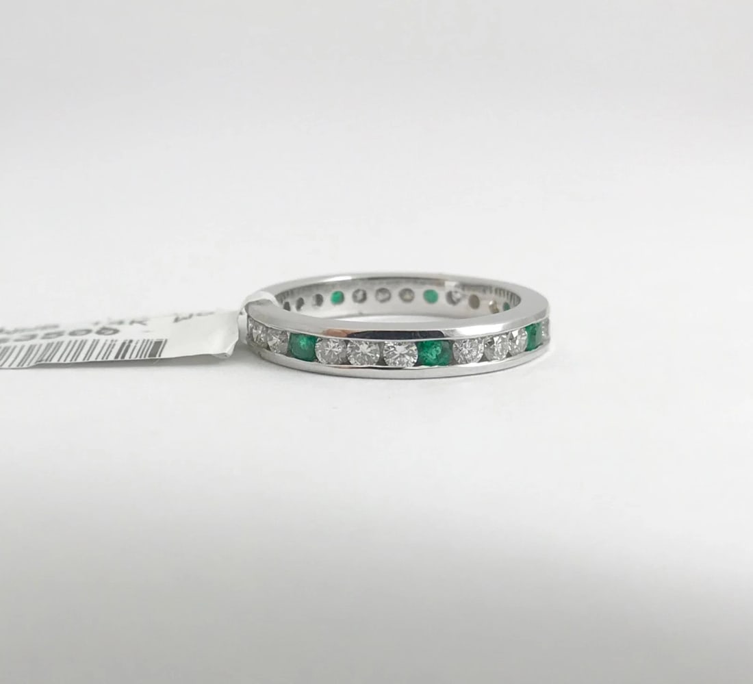 Emerald Diamond Eternity Band Ring 14K White Gold,1.00 CTW, Size 5, 2.37 Grams - 9
