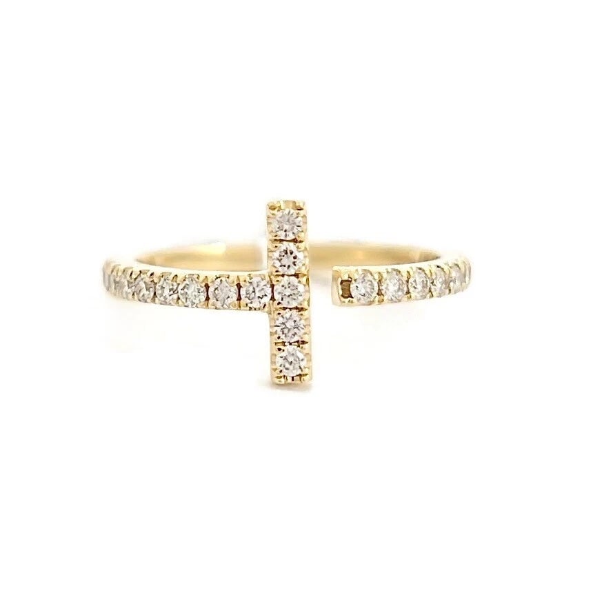 Pave Diamond Bar Pinky Midi Ring 14K Yellow Gold, Size 3, .31 CTW: Title: Pave Diamond Bar Pinky Midi Ring 14K Yellow Gold, Size 3, .31 CTW Description: Pave Diamond Bar Pinky Midi Ring 14K Yellow Gold, Size 3, .31 CTW This is a beautiful diamond ring! Don't hesitate