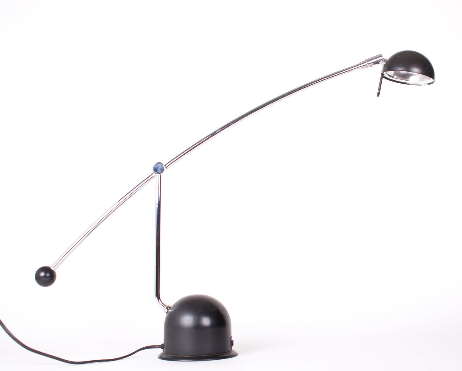 Light Paolo Piva for Stefano Cevoli 1983.: Title: Light Paolo Piva for Stefano Cevoli 1983. Description: Meridiana desk lamp designed by Paolo Piva for Stefano Cevoli in 1983. This light can rotate up and down degrees and the cap is also