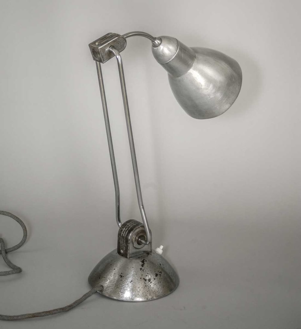 FRENCH MODERNIST DESK LAMP JUMO 610 PERRIAND small reflector: Title: FRENCH MODERNIST DESK LAMP JUMO 610 PERRIAND small reflector Description: French modernist desk lamp made in the 1940's by Jumo , an important lamp making company from France who used the best
