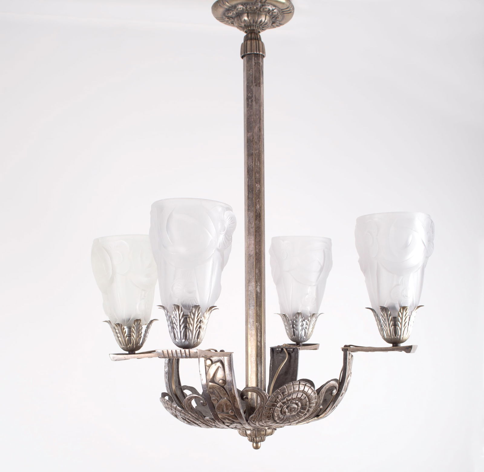 FRENCH Art Deco CHANDELIER Brass nickeled plated Degue: Title: FRENCH Art Deco CHANDELIER Brass nickeled plated Degue Description: FRENCH Art Deco CHANDELIER Brass Degue early 1920 Made in France in the early 1920's this Chandelier is traditional art deco