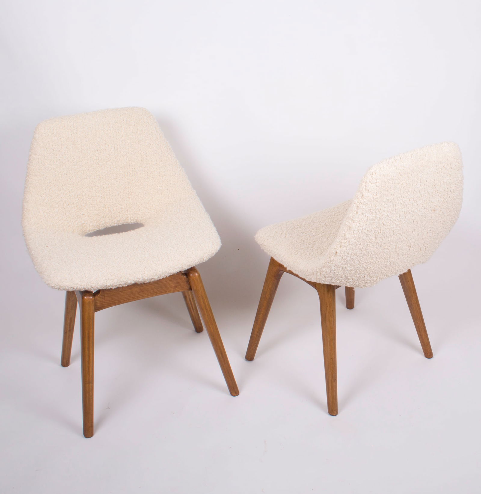 pair of Guariche Amsterdam mid century chair edited by steiner 1954 boucle - 5