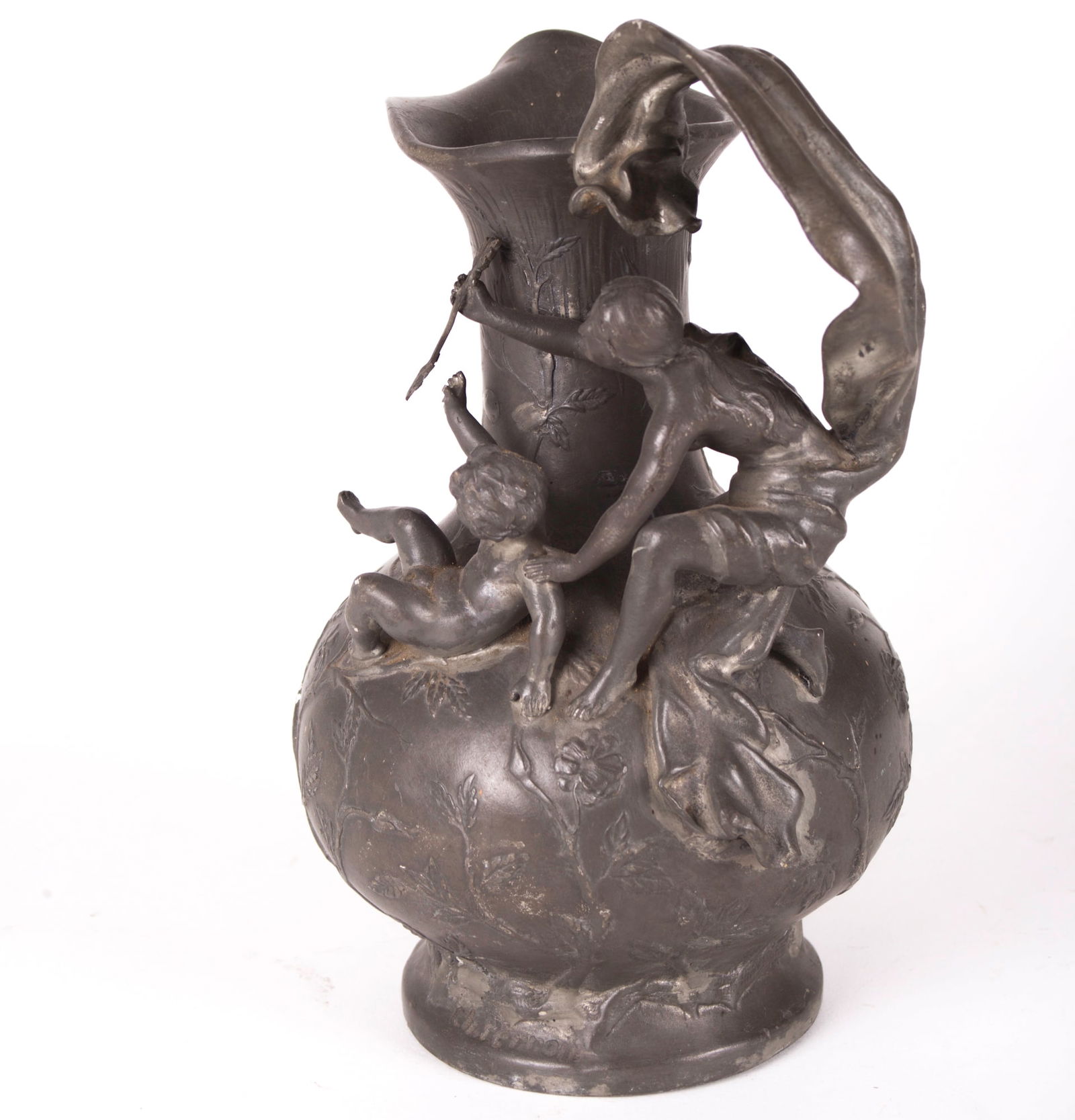 Elsie Thomas Ward HERING (1872-1923) pewter vase with decoration: Title: Elsie Thomas Ward HERING (1872-1923) pewter vase with decoration Description: Around 1898, Ward traveled to Paris where she created the Boy and Frog sculpture that was later awarded a medal at