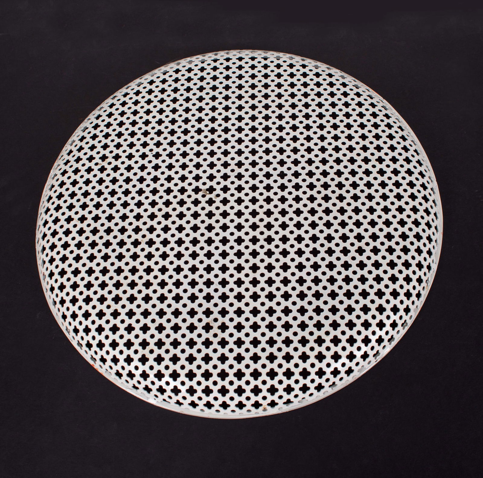 Mid size Mategot mid century round Tray rigitulle with stamped trim - 4