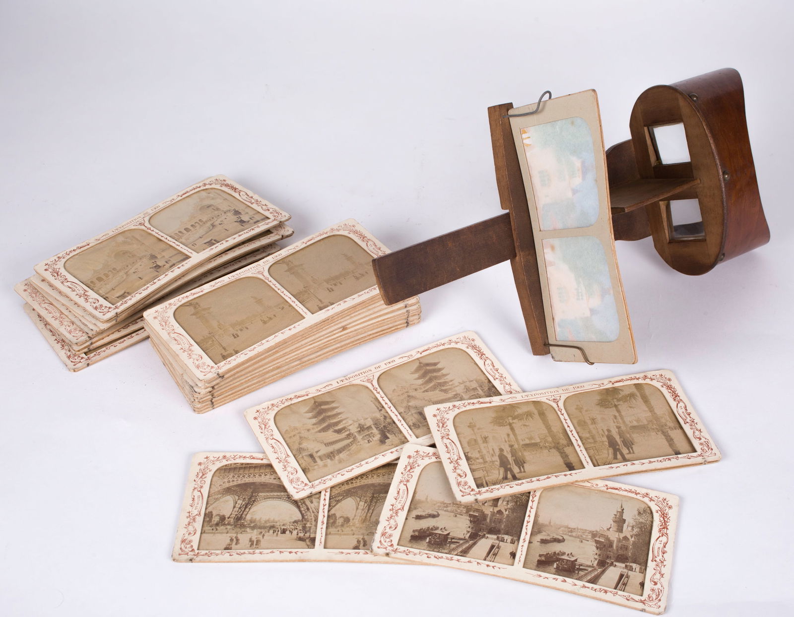 Antique French stereoscopic viewer 19th. with 30 views - 2