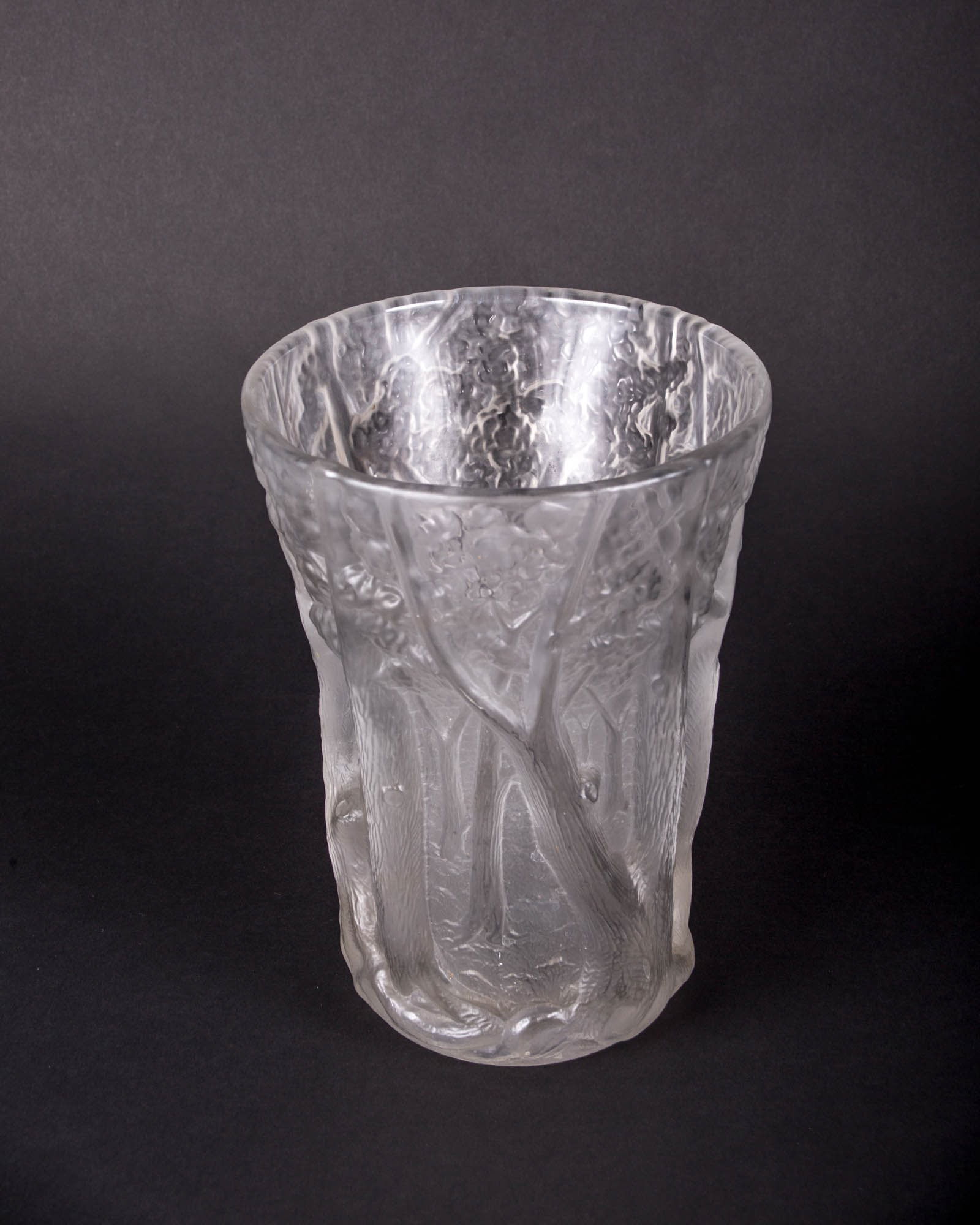 Josef Inwald Vase art deco Vienna Barolac: Title: Josef Inwald Vase art deco Vienna Barolac Description: Josef Inwald“ of Vienna. The glassworks underwent a period of unprecedented prosperity under his ownership. New premises were