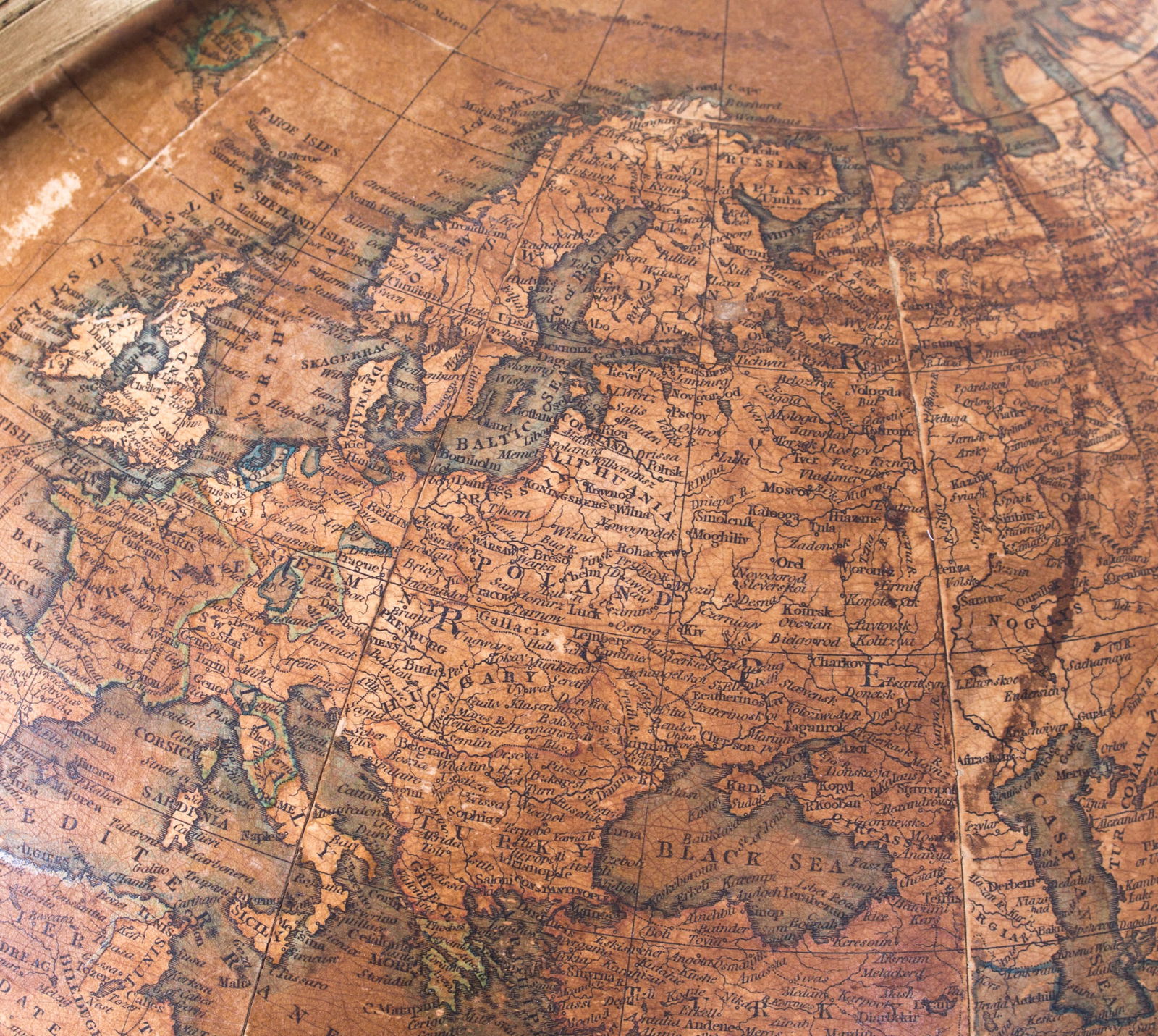 18-inch W & T M Bardin terrestrial globe on stand, English, 1843 - 5