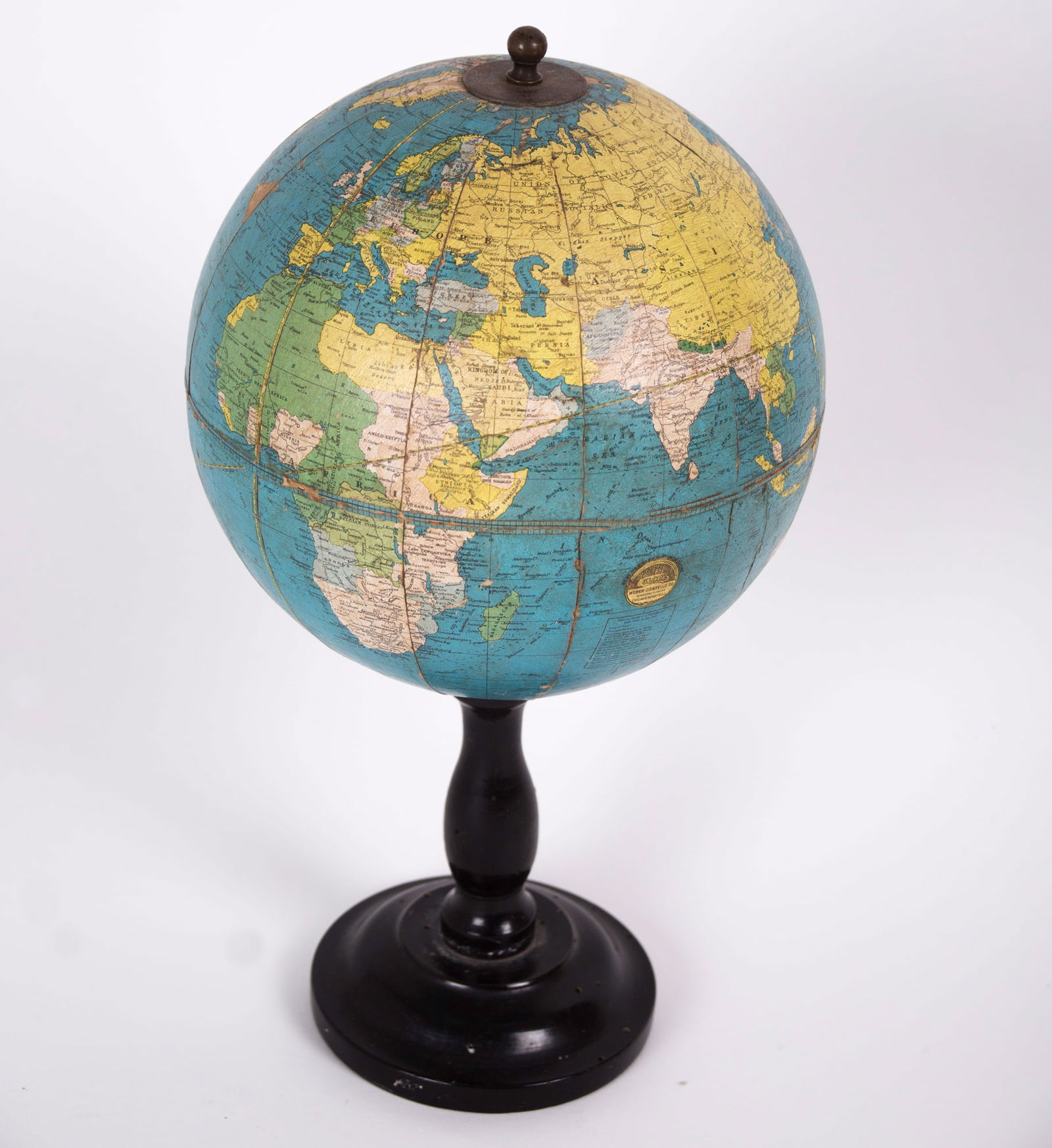 6" TERRESTRIAL ANTIQUE TABLE GLOBEWEBER COSTELLO 1930: Title: 6" TERRESTRIAL ANTIQUE TABLE GLOBEWEBER COSTELLO 1930 Description: This 6 inches globe was edited by the American maker WEBER COSTELLO of Chicago ( a school supplies company) .Weber Costello &