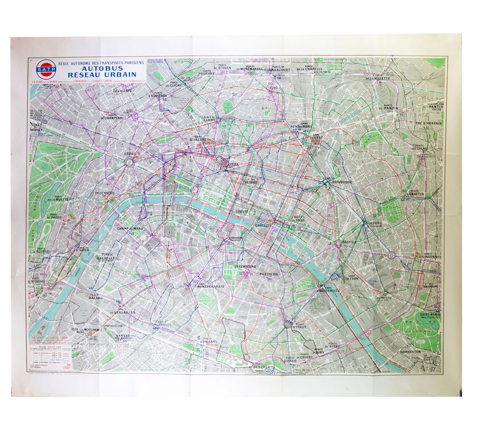 Large Paris bus stop RATP map with numbered lines 1963 Tarride - 3