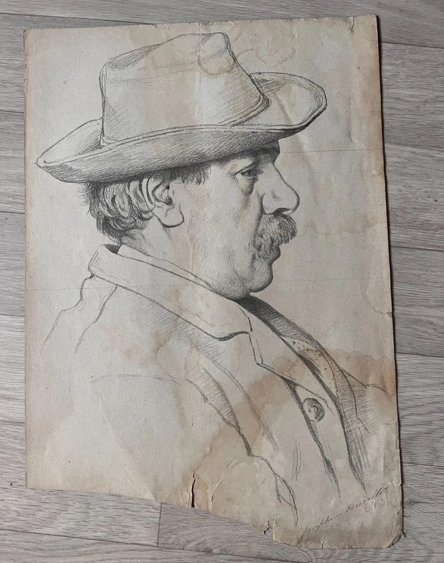 Antique Drawing Charcoal Original Man Portrait with Moustache, Hat signed - 7