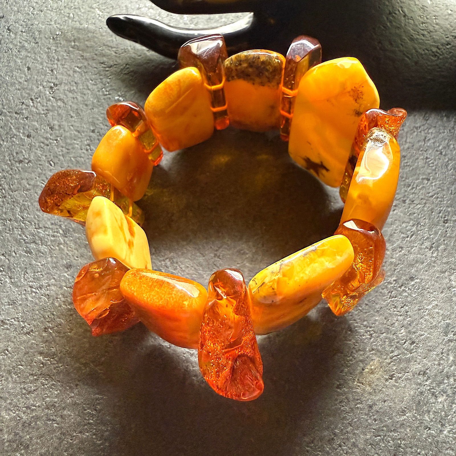 Amazing Vintage Amber Bracelet made from Rectangle shaped Amber beads - 5